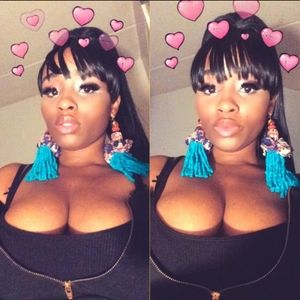 Meet your Posher, Unique